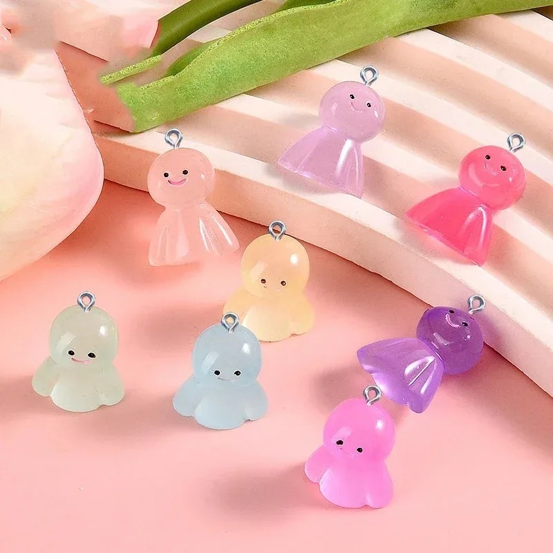 Resin Craft Supplies - 10Pcs Glow In Dark Cartoon Doll